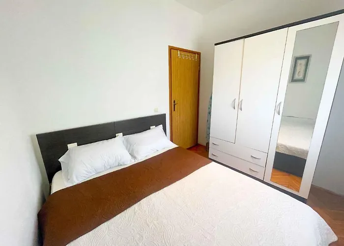Apartman In 42057