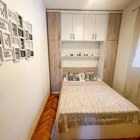 In 42057 Apartment