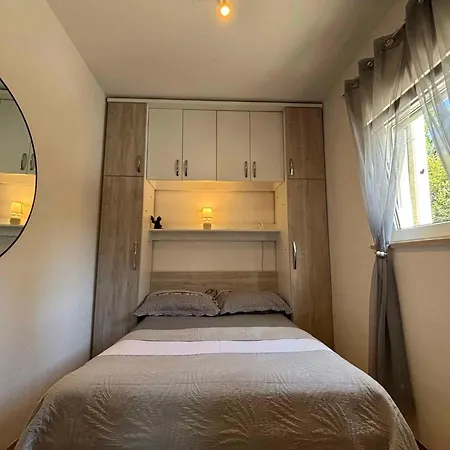 In 42057 Apartamento